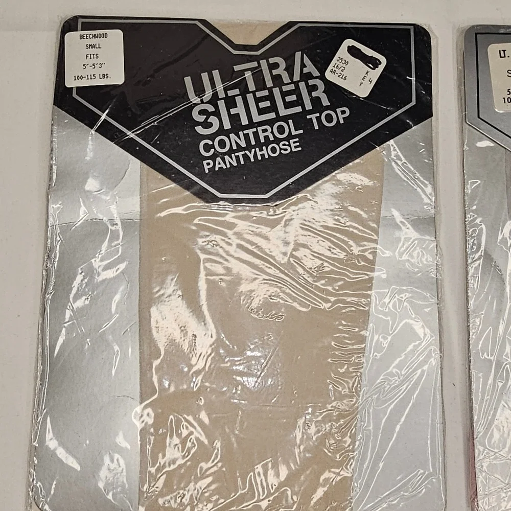 Vintage Ultra Sheer Pantyhose Lot 2 Beechwood Control Top Light Grey‎ Small